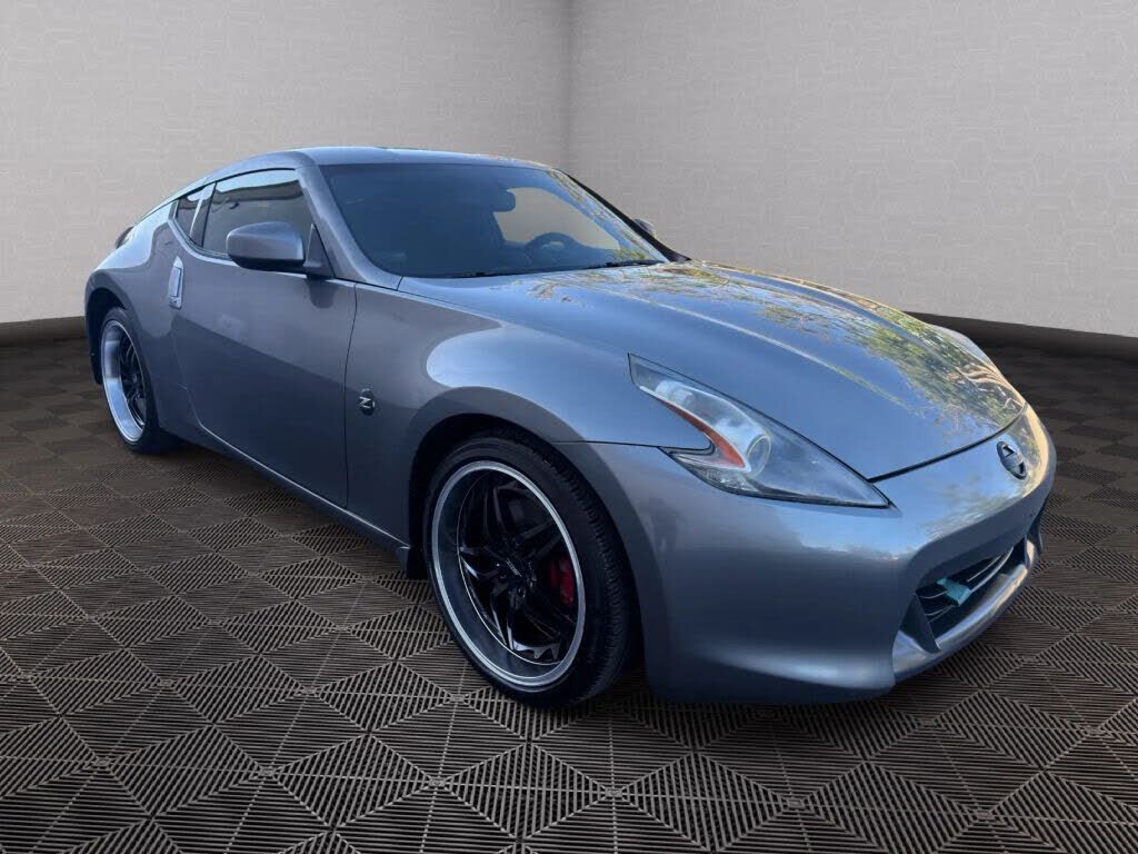 2012 NISSAN 370Z