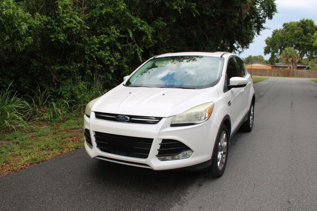 2013 FORD Escape
