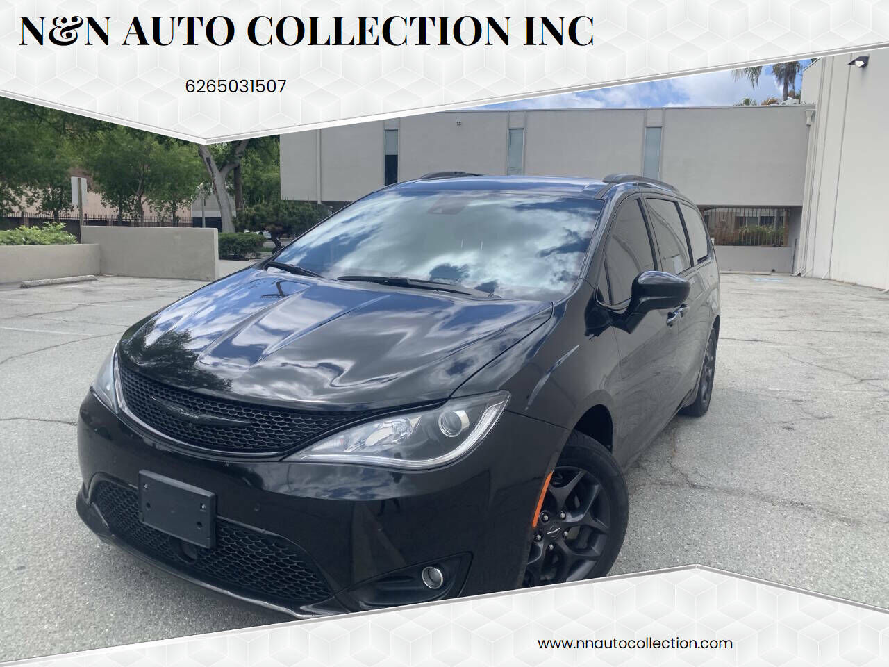 2019 CHRYSLER Pacifica
