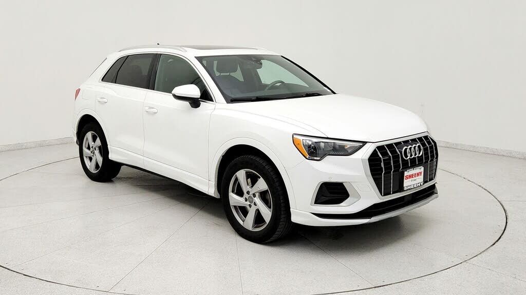 2019 AUDI Q3