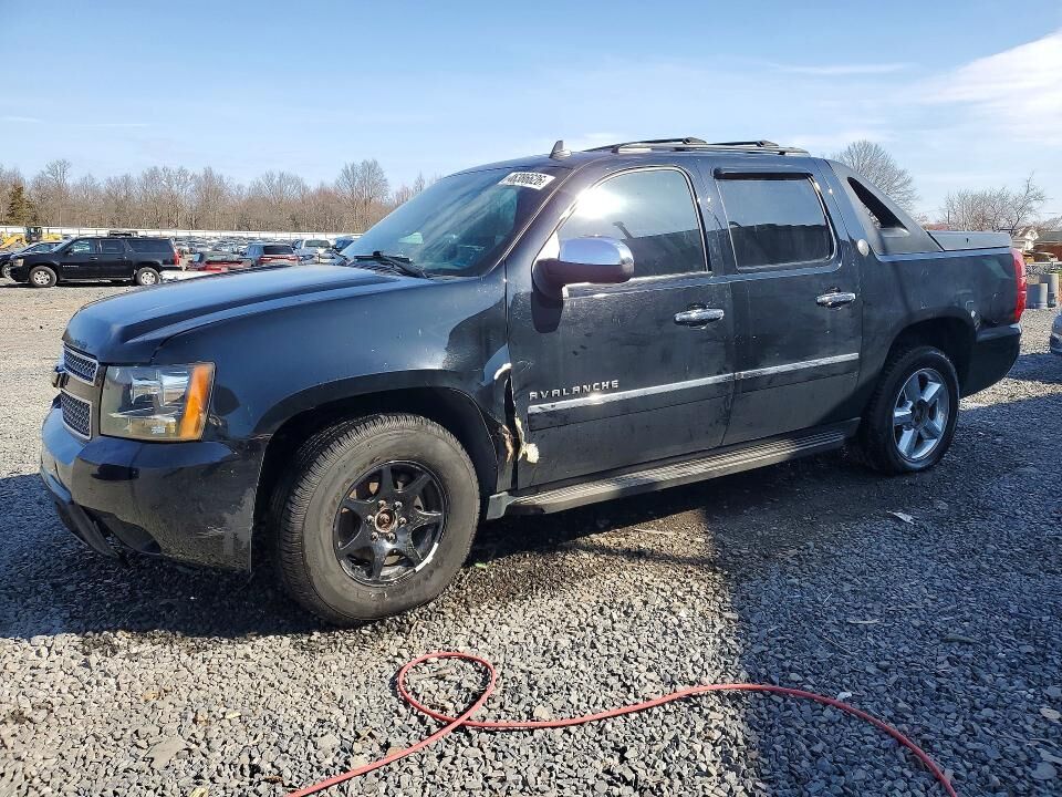 2013 CHEVROLET Avalanche