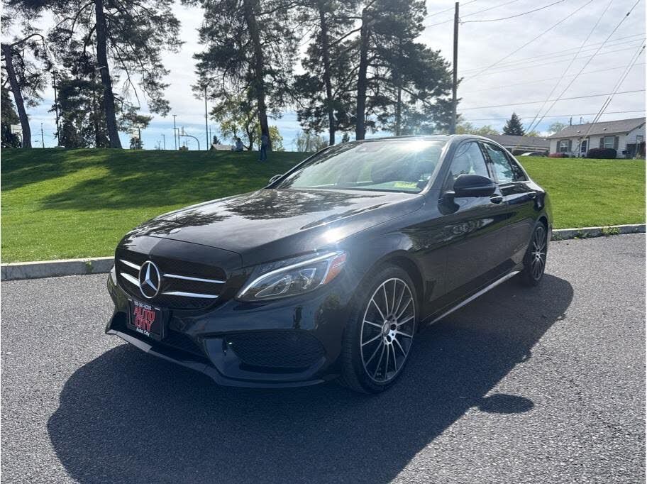 2016 MERCEDES-BENZ C-Class