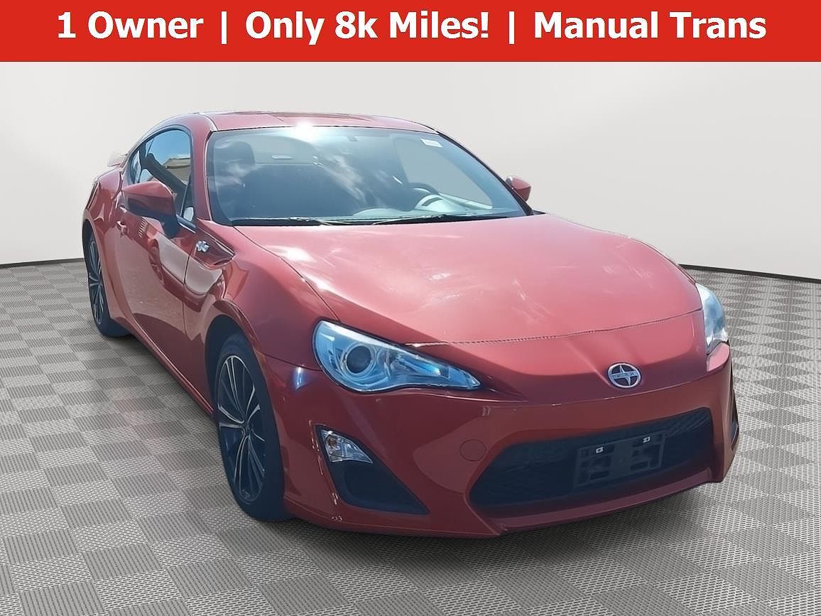 2013 TOYOTA Scion