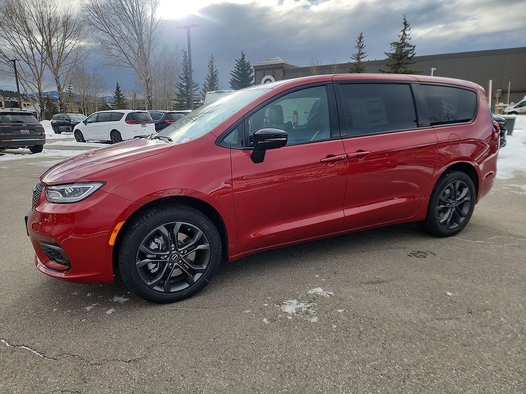 2026 CHRYSLER Pacifica