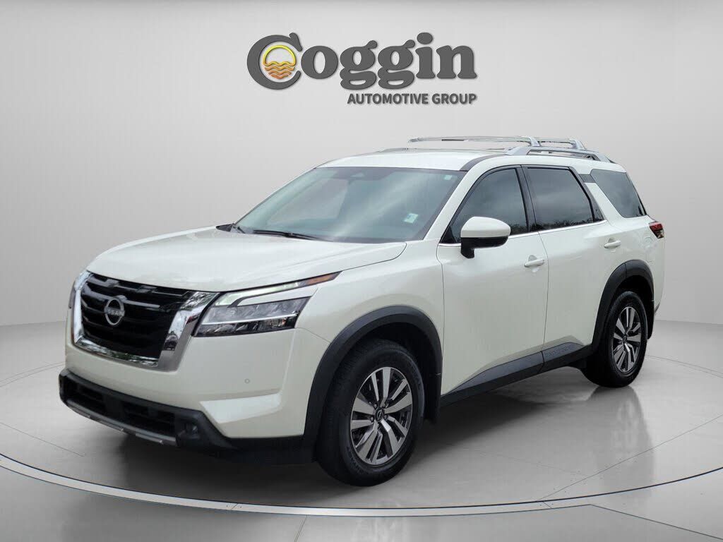 2023 NISSAN Pathfinder