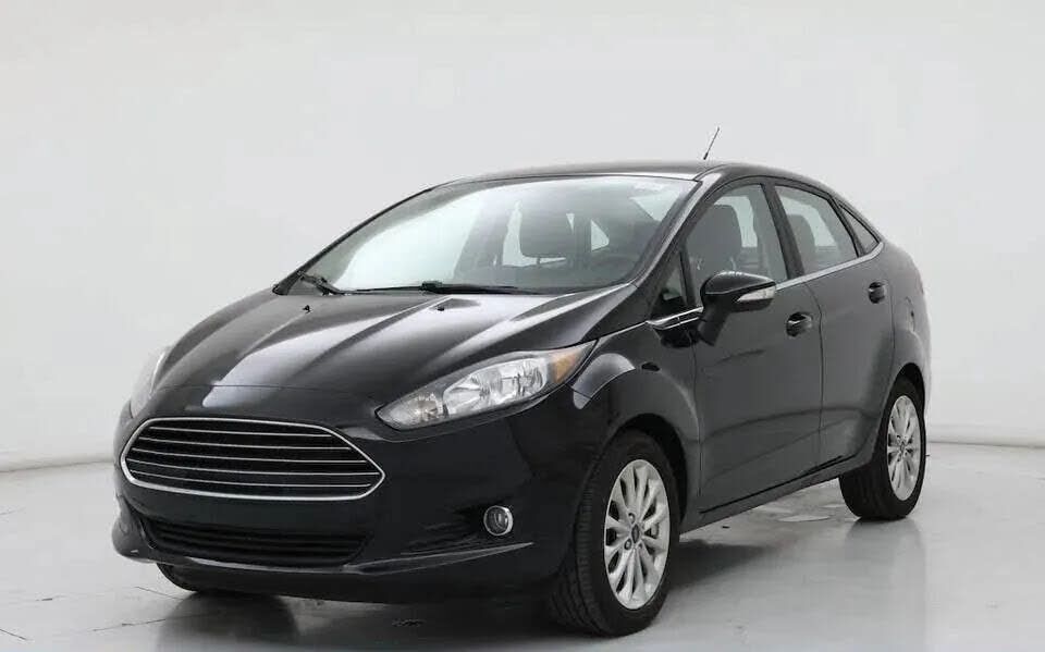 2013 FORD Fiesta