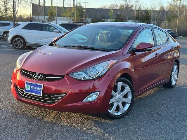 2013 HYUNDAI Elantra