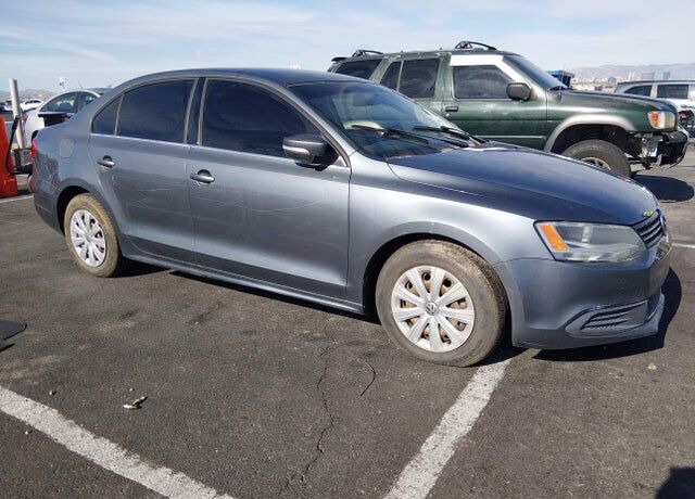 2013 VOLKSWAGEN Jetta