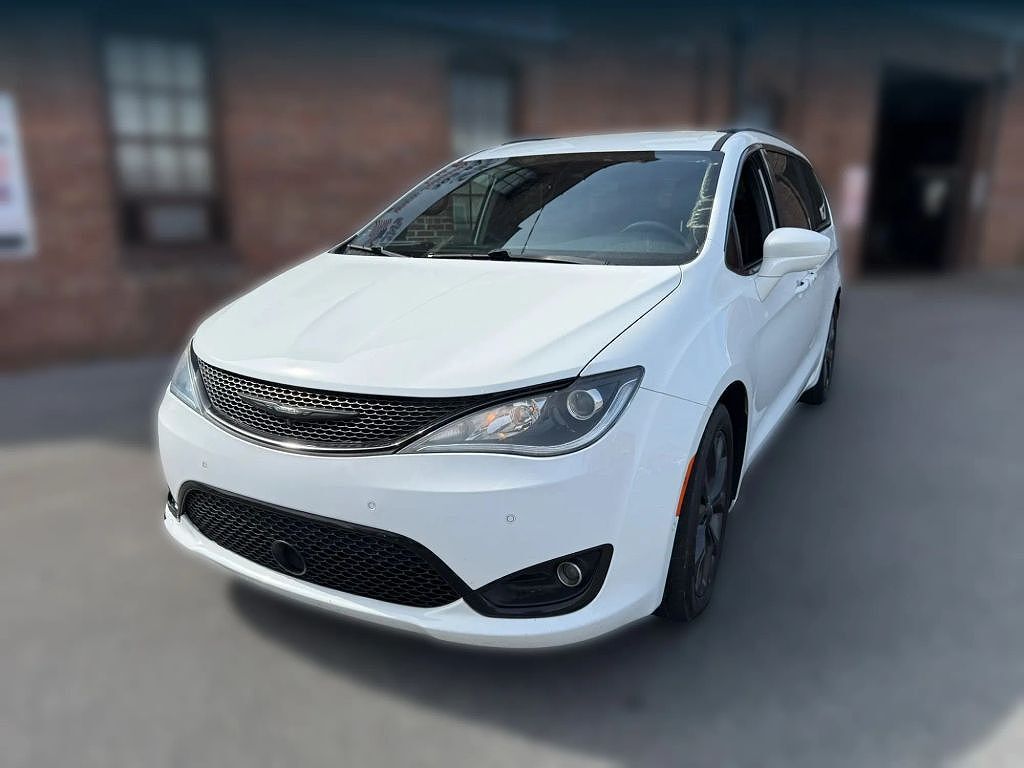 2019 CHRYSLER Pacifica