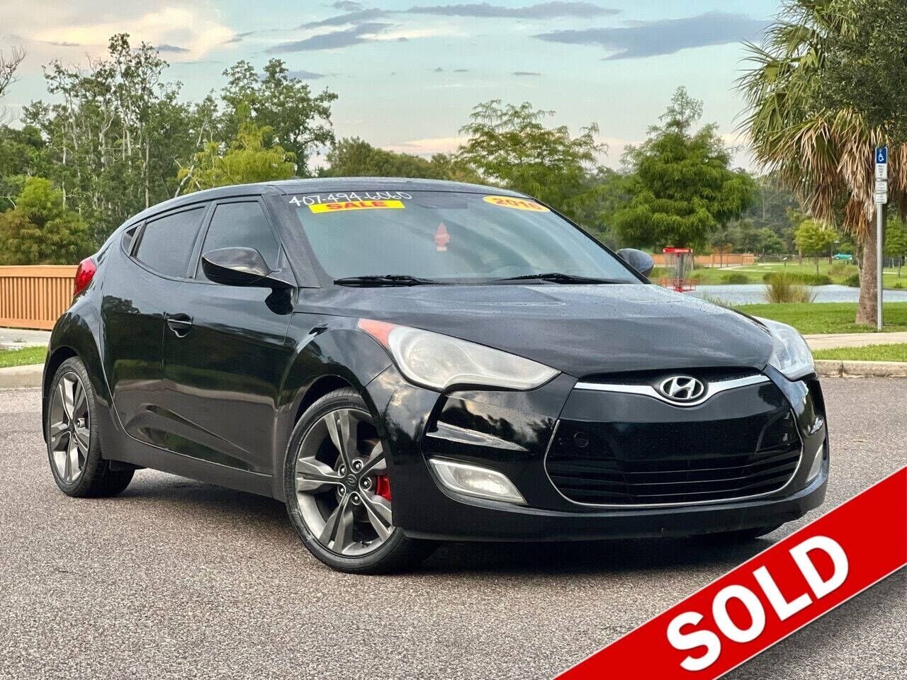 2016 HYUNDAI Veloster