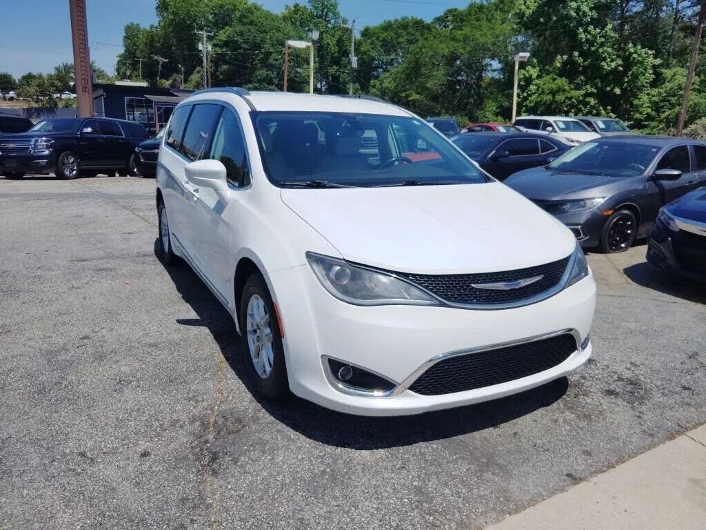 2020 CHRYSLER Pacifica