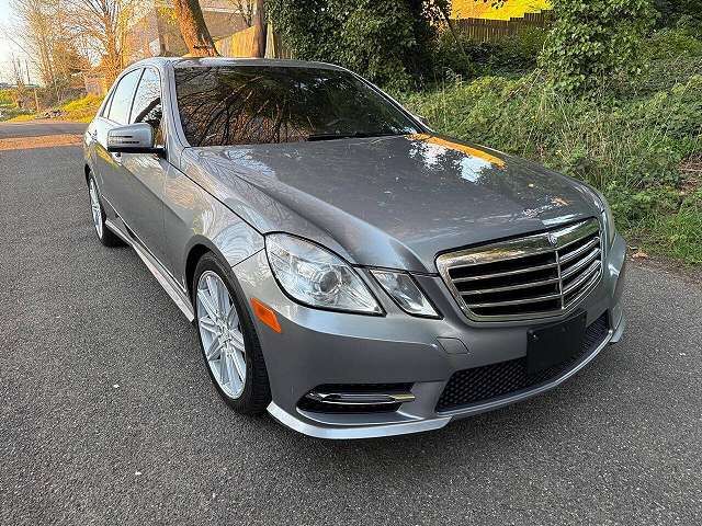 2013 MERCEDES-BENZ E-Class