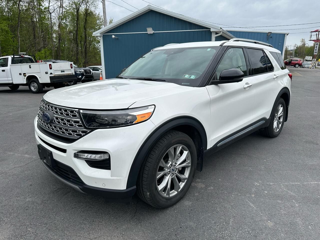 2021 FORD Explorer