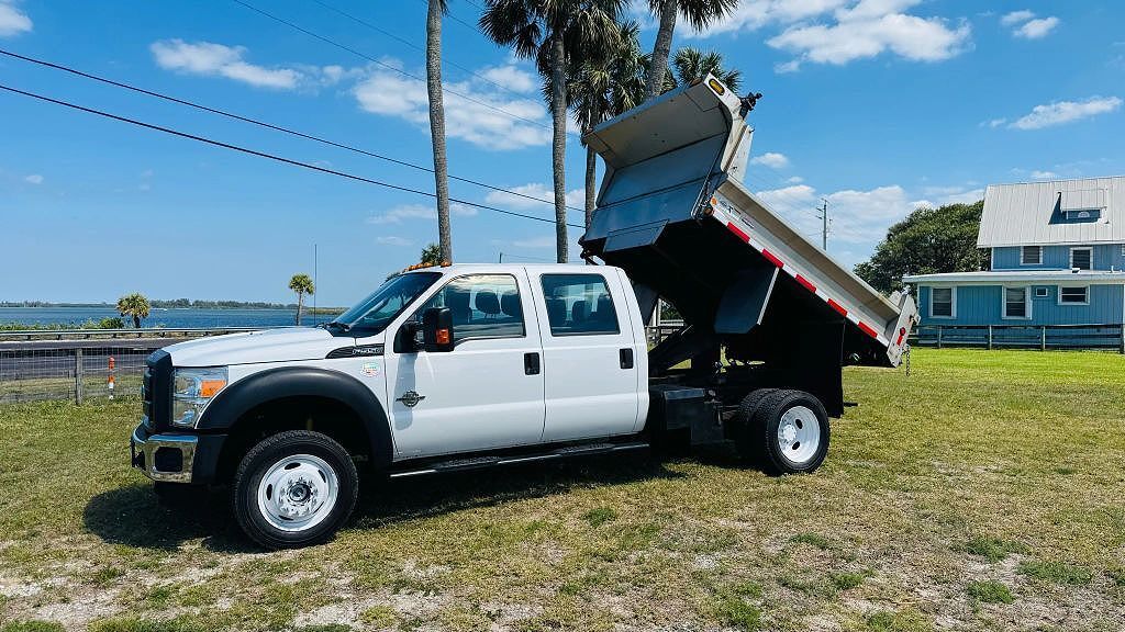 2015 FORD F-550