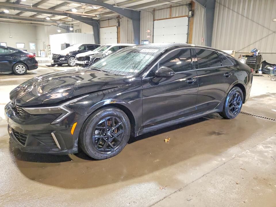 2025 KIA K5