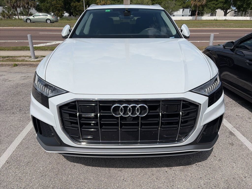 2023 Audi Q8