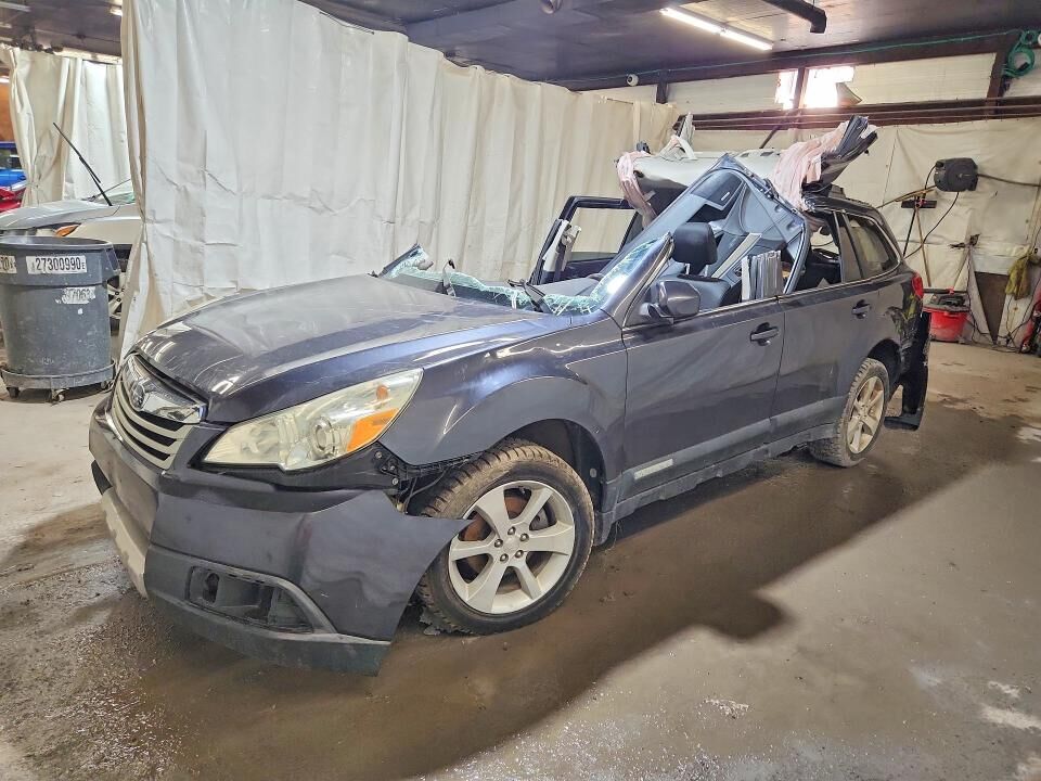 2011 SUBARU Outback