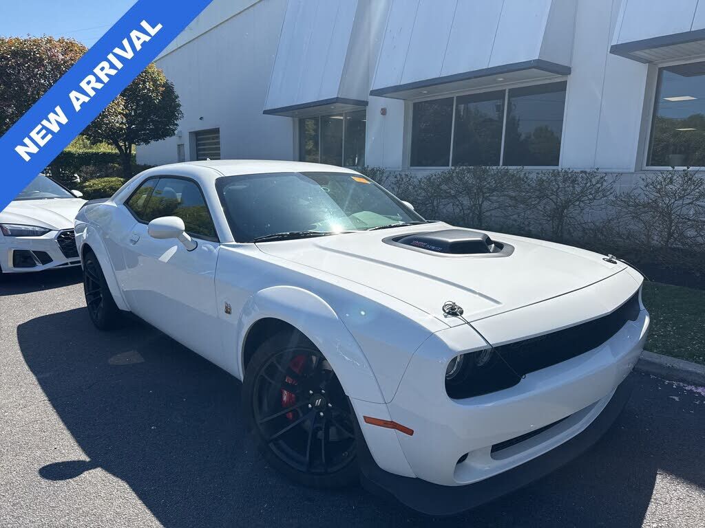 2022 DODGE Challenger