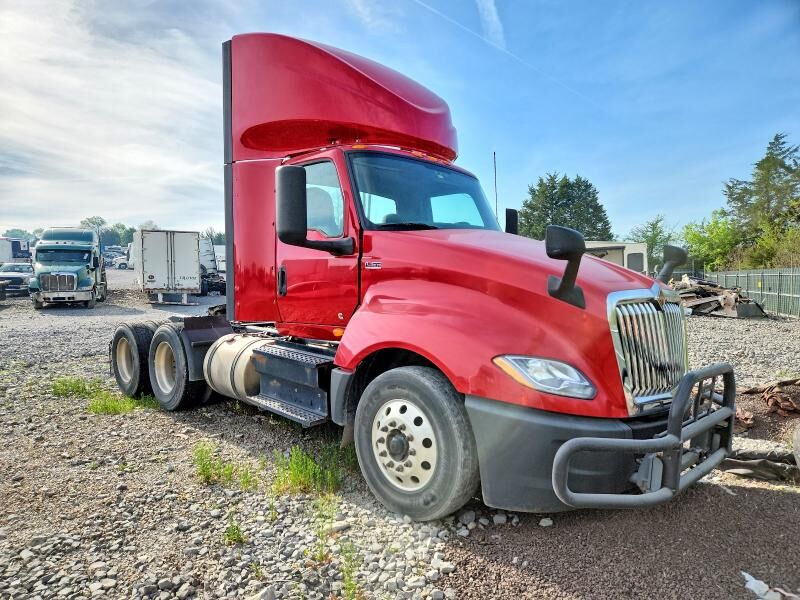2020 INTERNATIONAL LT625
