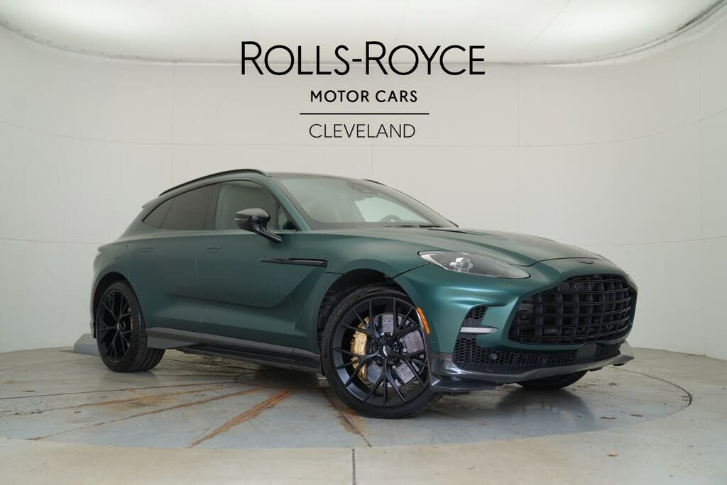 2025 ASTON MARTIN DBX