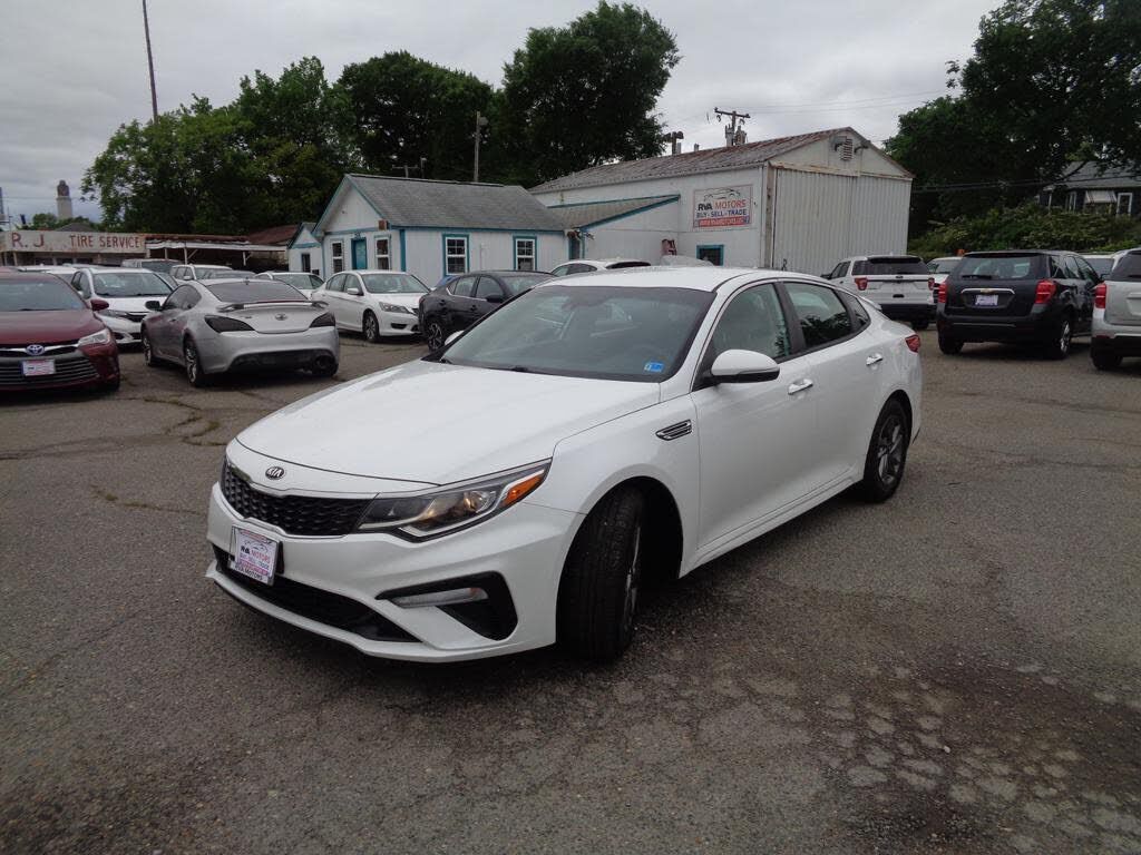 2019 KIA Optima