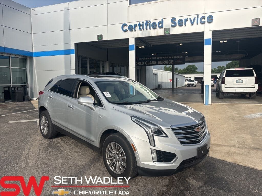 2017 CADILLAC XT5