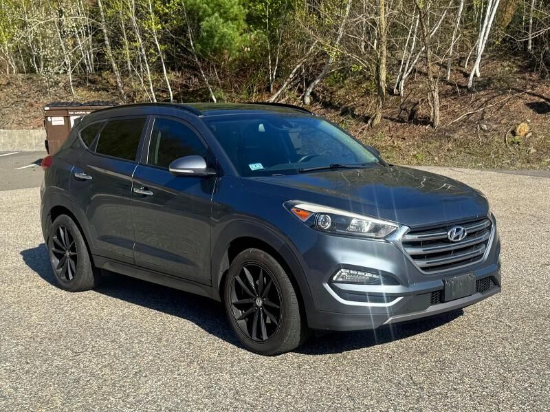 2016 HYUNDAI Tucson