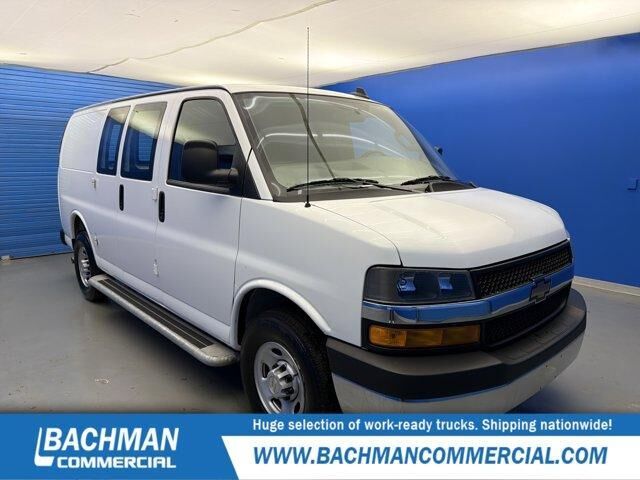 2024 CHEVROLET Express
