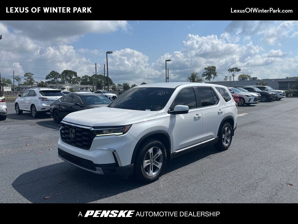 2023 HONDA Pilot