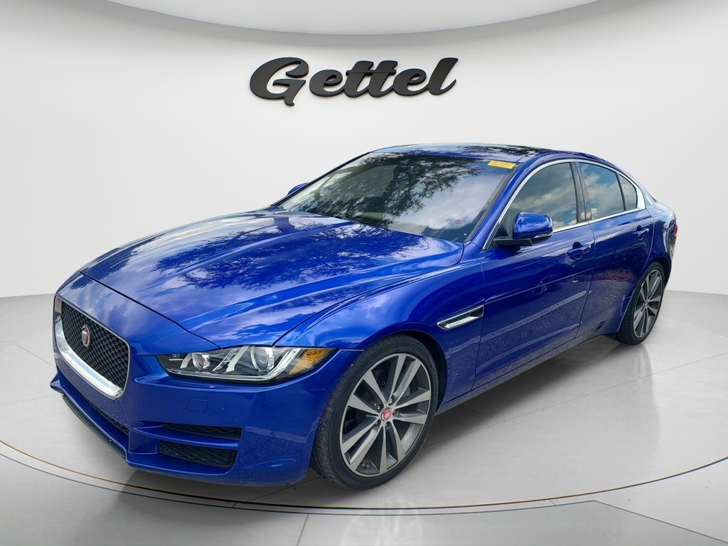 2017 JAGUAR XE