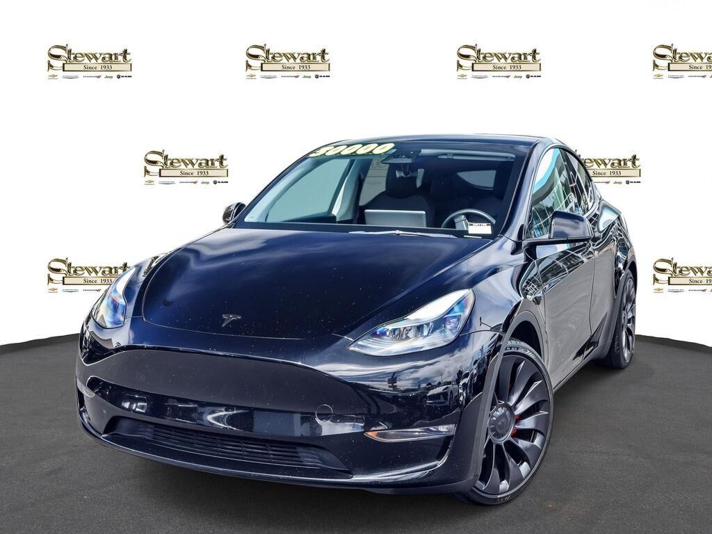2023 TESLA Model Y