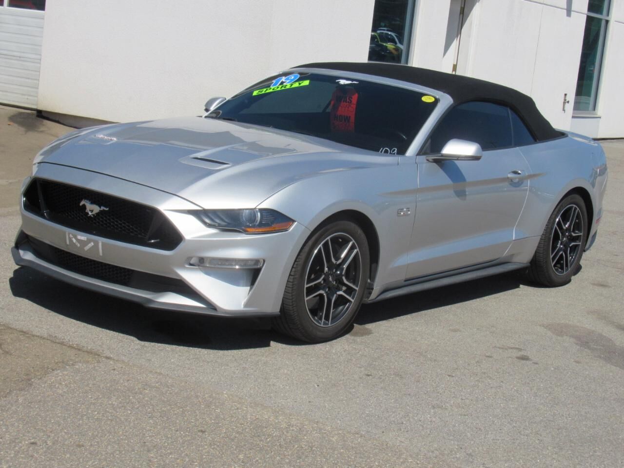 2019 FORD Mustang