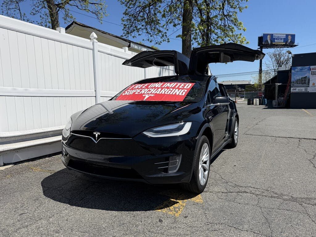 2016 TESLA Model X