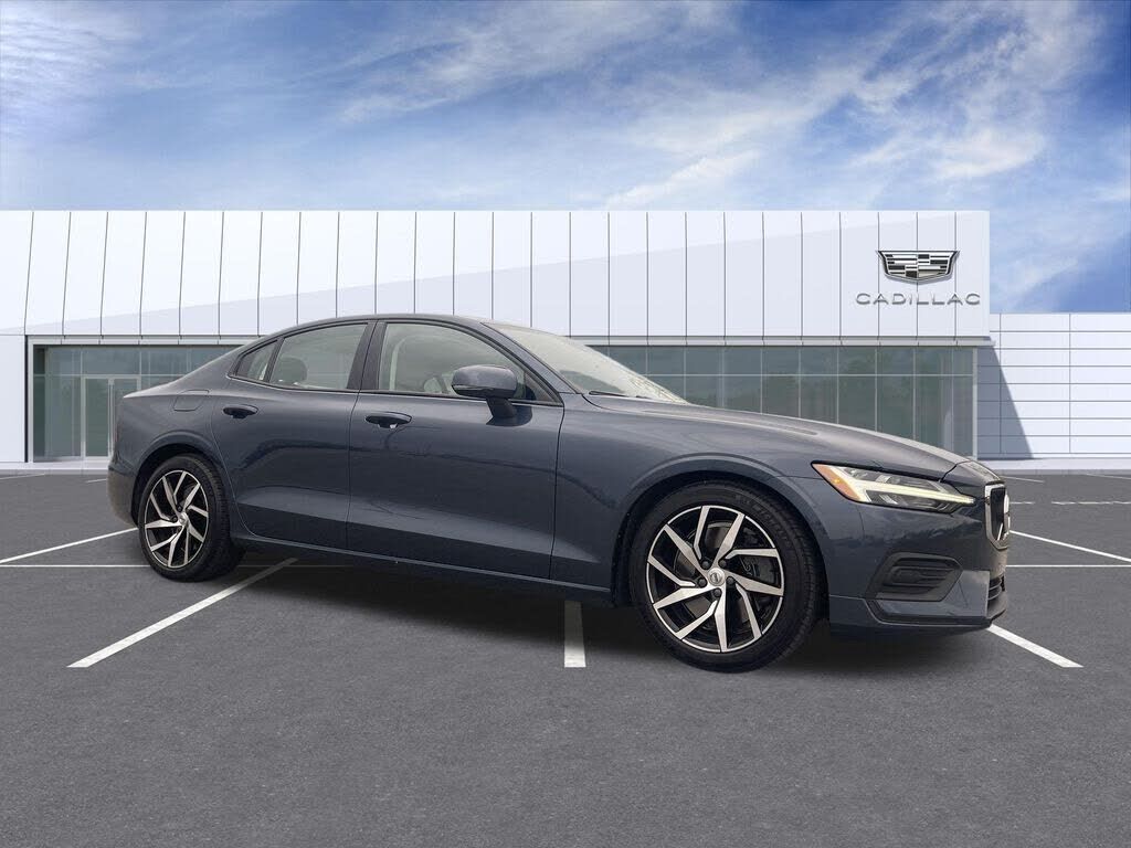 2019 VOLVO S60