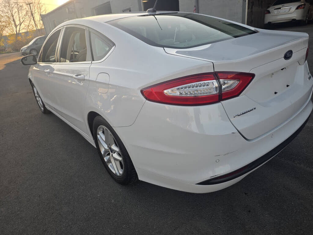 2016 FORD Fusion