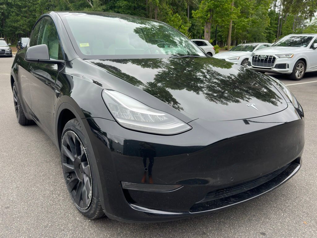 2022 TESLA Model Y