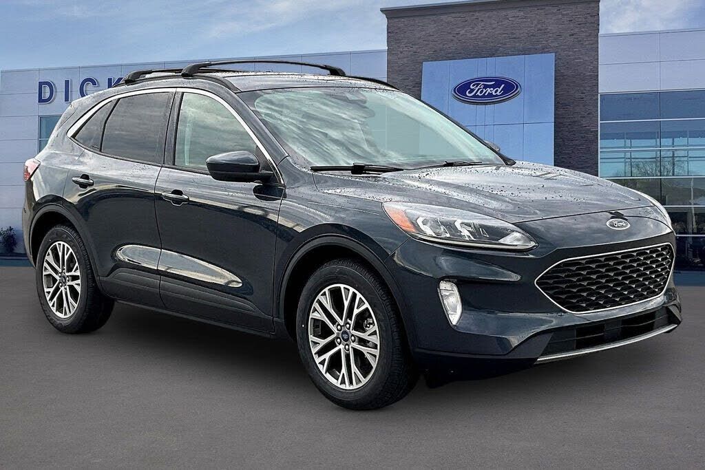 2022 FORD Escape