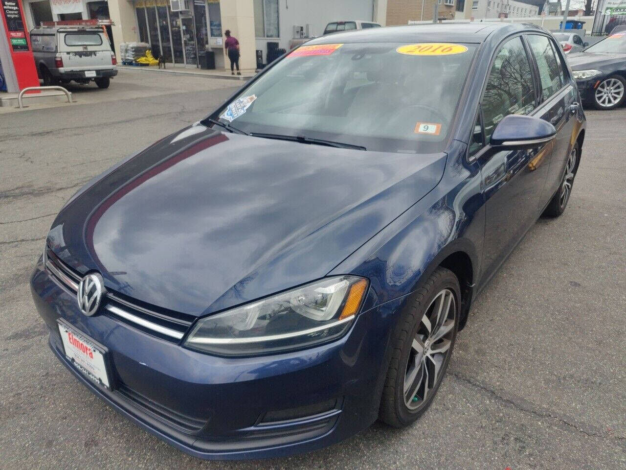 2016 VOLKSWAGEN Golf