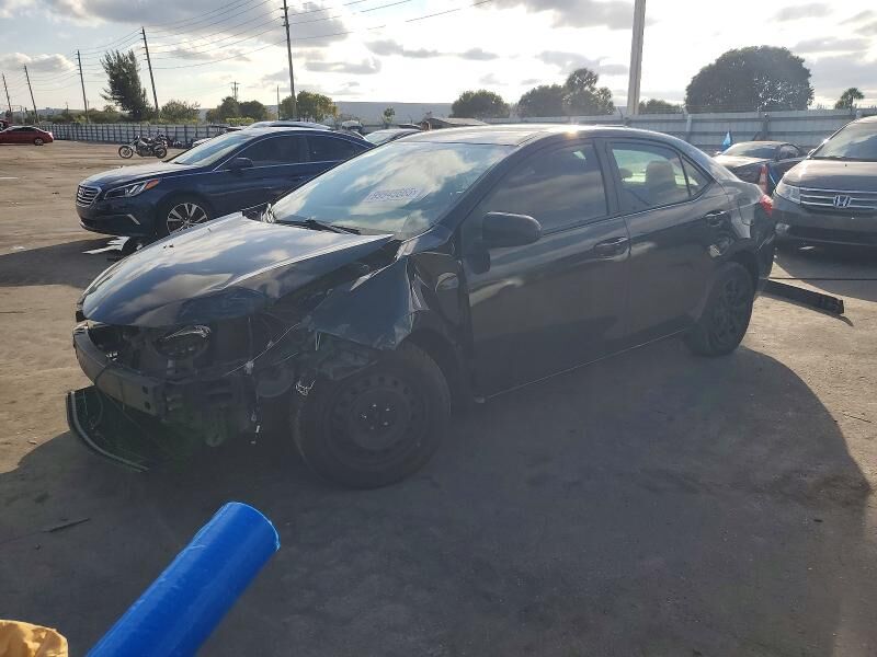 2018 TOYOTA Corolla