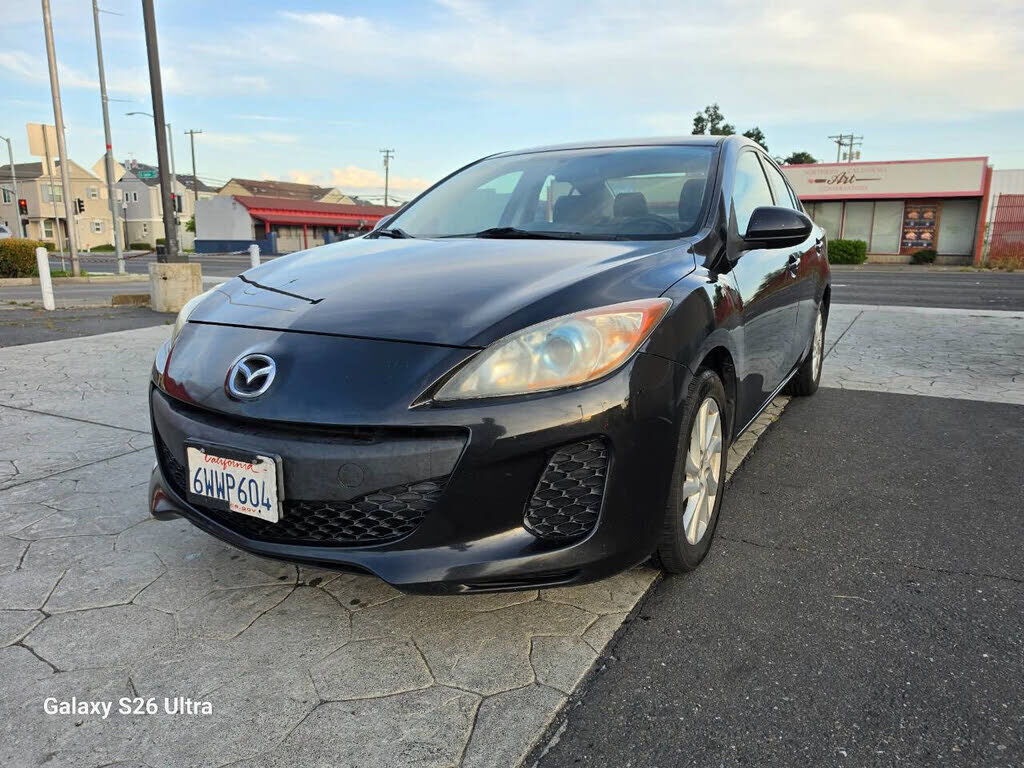 2012 MAZDA Mazda3
