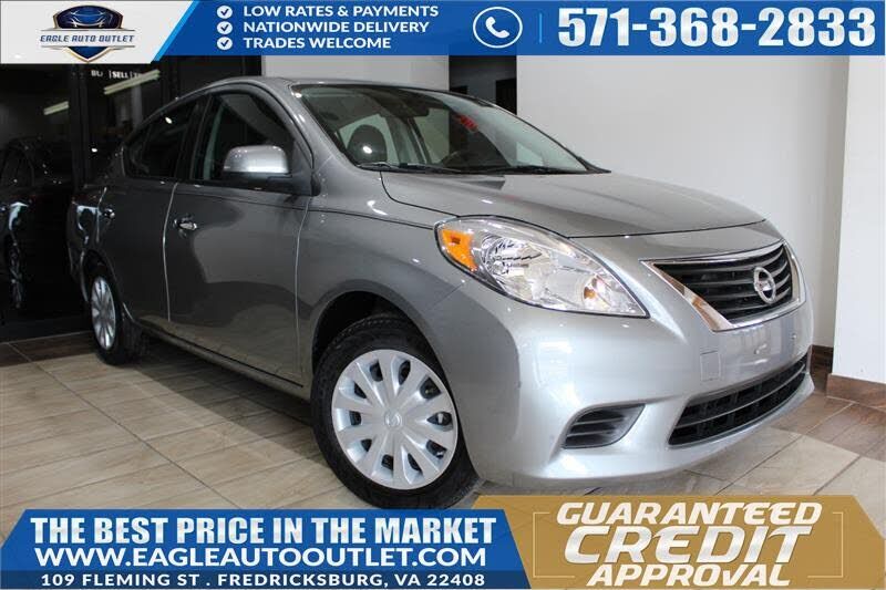 2012 NISSAN Versa
