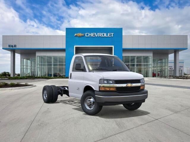 2026 CHEVROLET Express