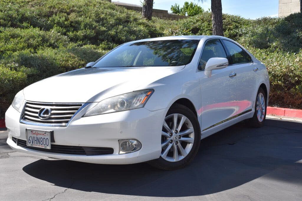 2012 LEXUS ES