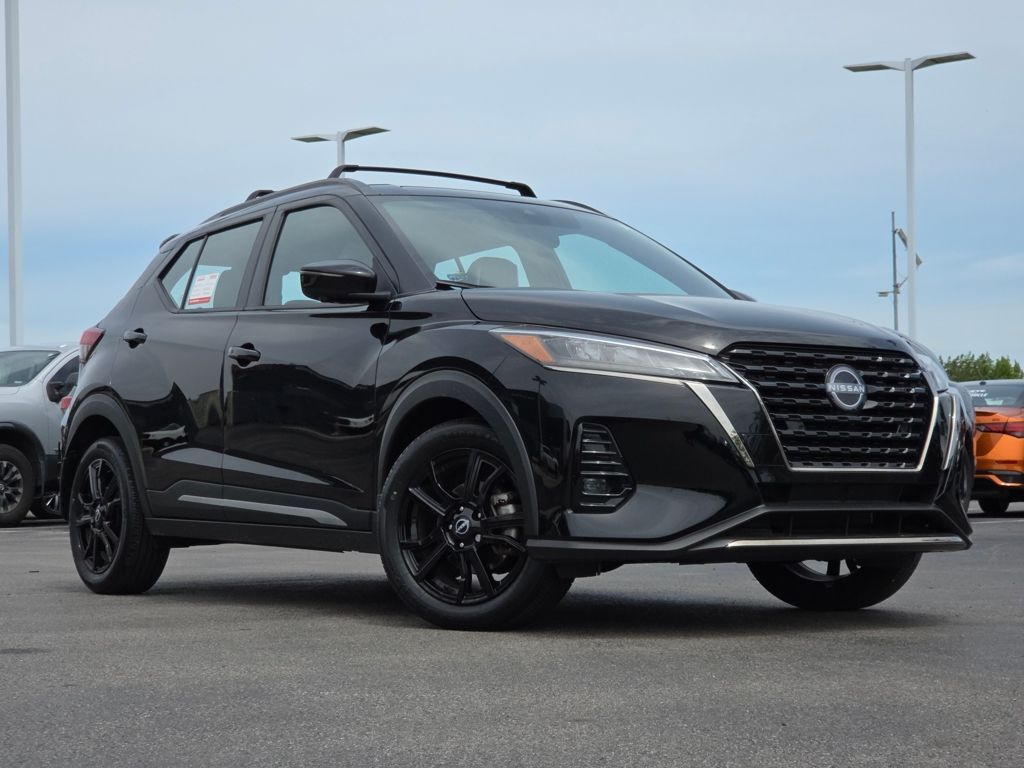2024 NISSAN Kicks