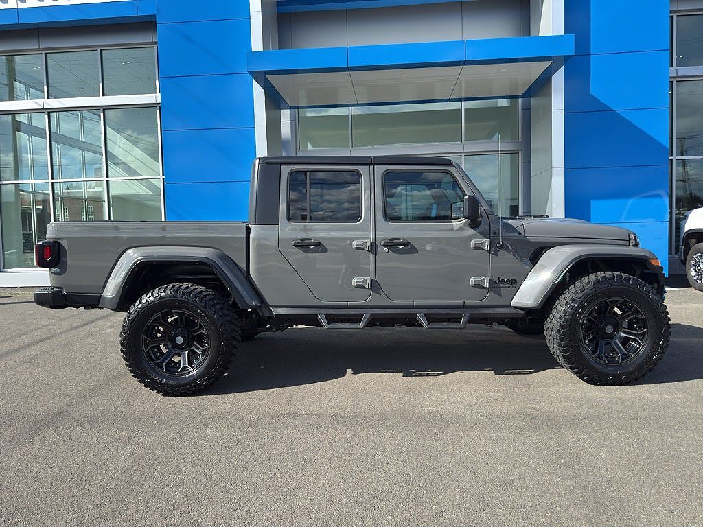 2023 JEEP Gladiator