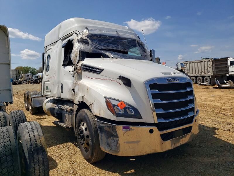 2025 FREIGHTLINER Cascadia
