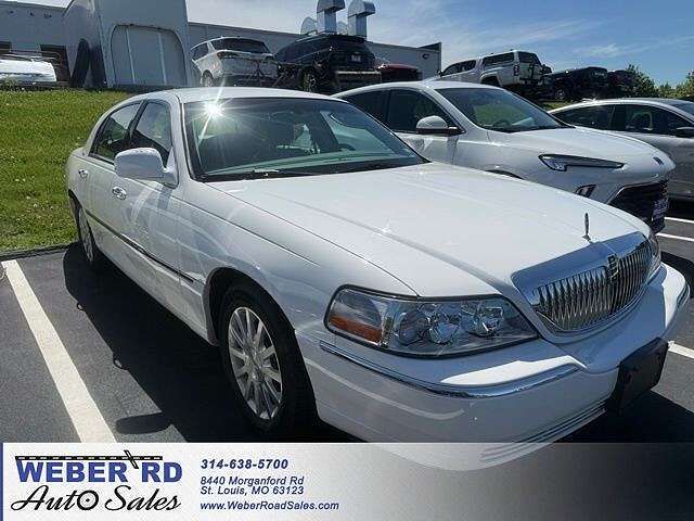 2007 LINCOLN Town Car