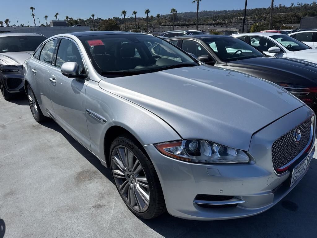 2012 JAGUAR XJ