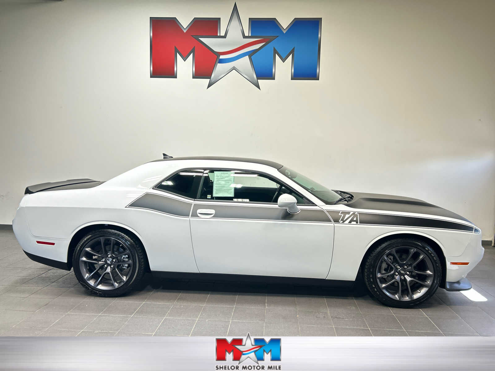 2023 DODGE Challenger