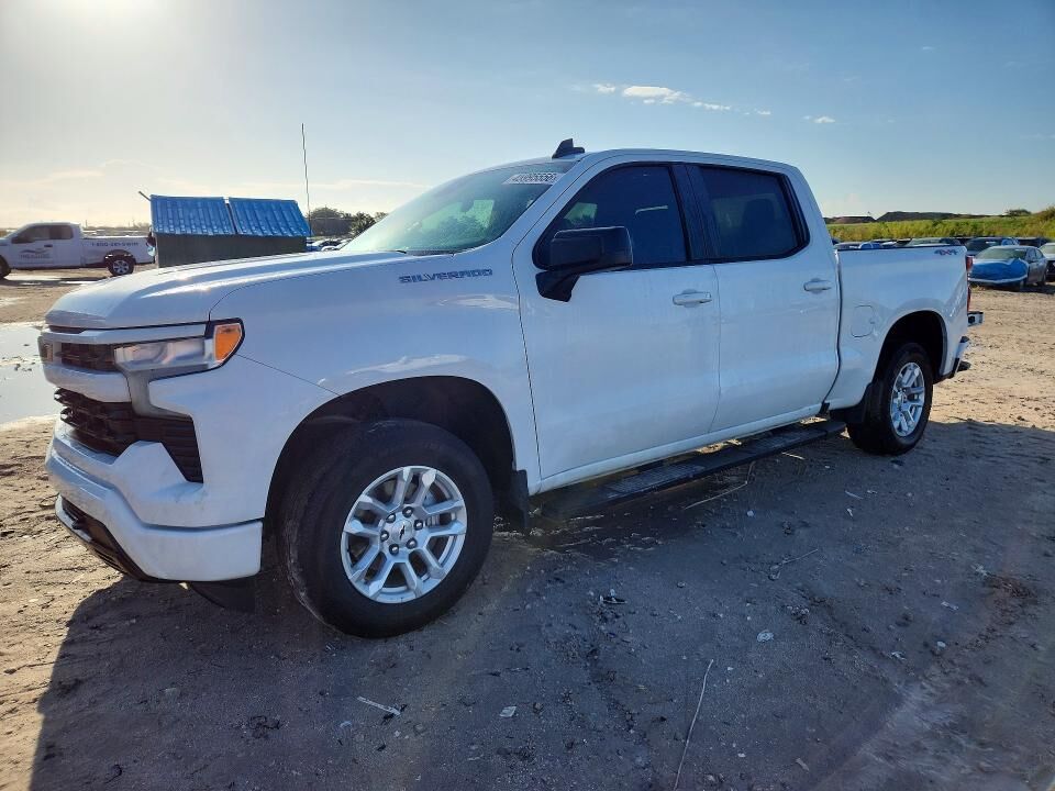 2024 CHEVROLET Silverado
